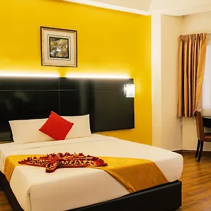 Sentral Riverview Отель